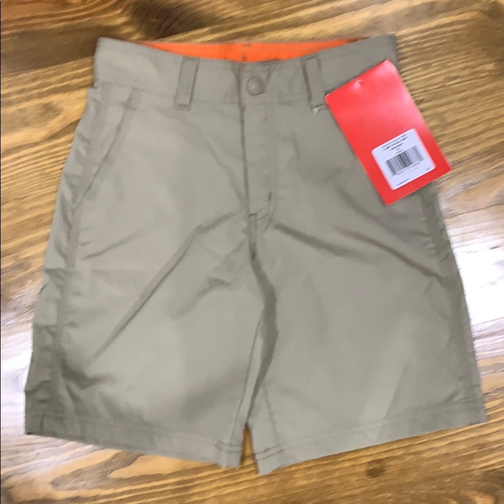 North Face boys khaki shorts